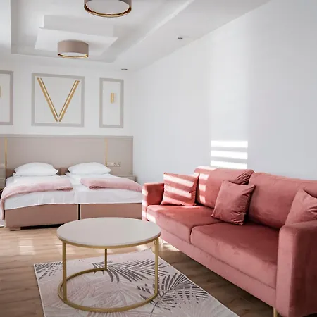 Venetia-rooms *